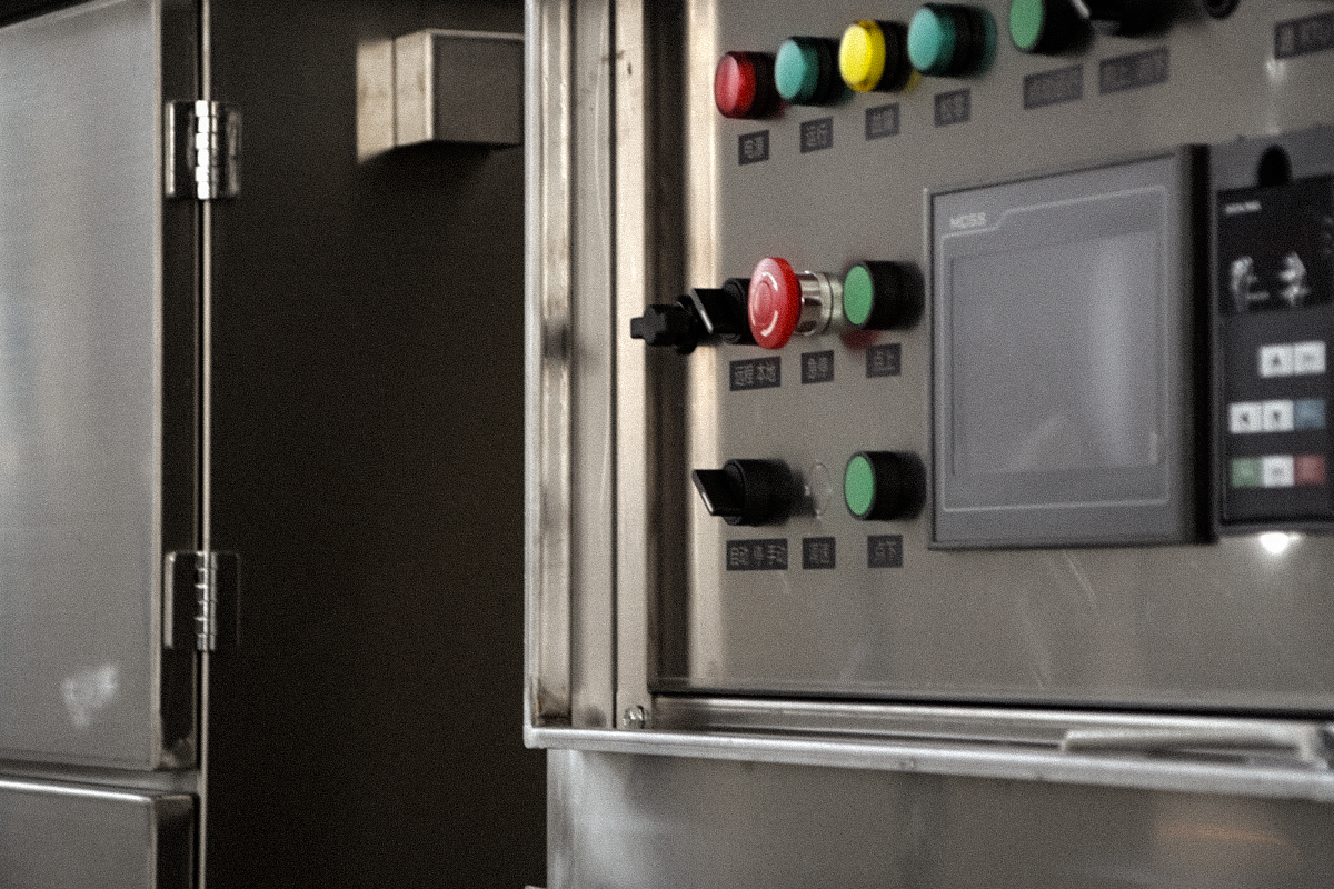 Control cabinet design